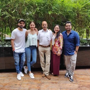 anushka sharma father