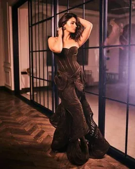 Alia Bhatt glamorous look