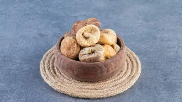 Benefits Of Eating Soaked Anjeer In Water