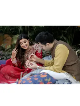 karwa chauth 2023| Karwa Chauth 2023 Bollywood Celebrities Photos| Bollywood Celebrites| Kiara Advani| Katrina Kaif| parineeti chopra