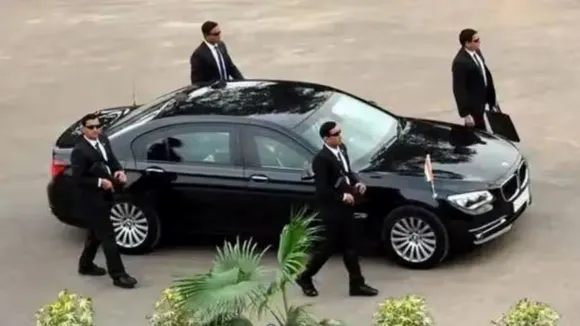 pm narendra modi security | spg director