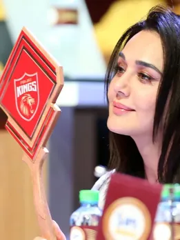 ઘરેથી કામ કરવું હોય તો આ 10 સરળ વ્યવસાય વિષે વિચારો