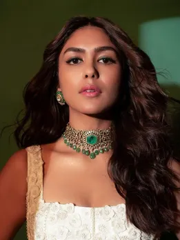 Mrunal Thakur | Mrunal Thakur Photos | Mrunal Thakur Movies | Mrunal Thakur Instagram