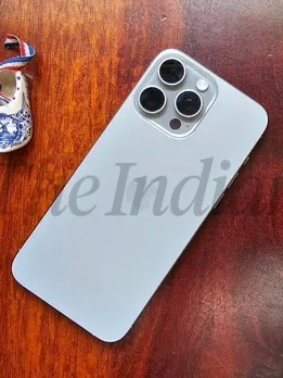 iPhone 15 Pro Max Express Photo