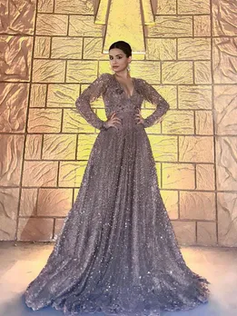 Esha Gupta| Esha Gupta latest Photo| Esha Gupta Hot Photo| Esha Gupta Instagram