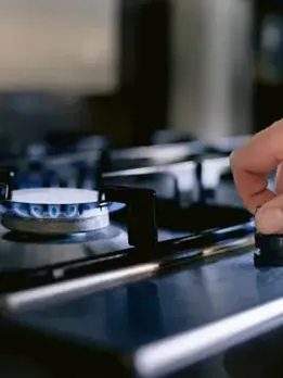 Making Roti Directly on Gas Burner Cause Cancer health tips gujarati news