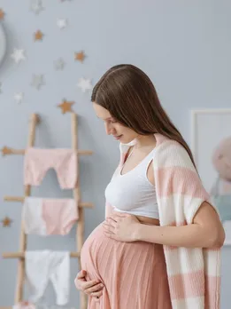 pregnant-women-four-nutrients-very-essential-health-tips-diet-chart-sc