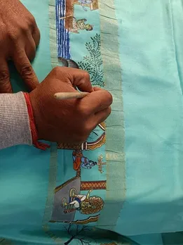 Alia Bhatt saree Ramayan theme ayodhya ram temple saree look fashion gujarati news