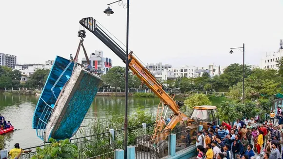 વડોદરા હરણી તળાવ દૂર્ઘટના: બાળકોને બચાવવાને બદલે હોડીવાળા ભાગી ગયા...