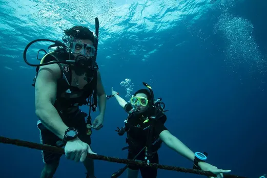 sonakshi sinha zaheer iqbal vacation in Andaman photos gujarati news