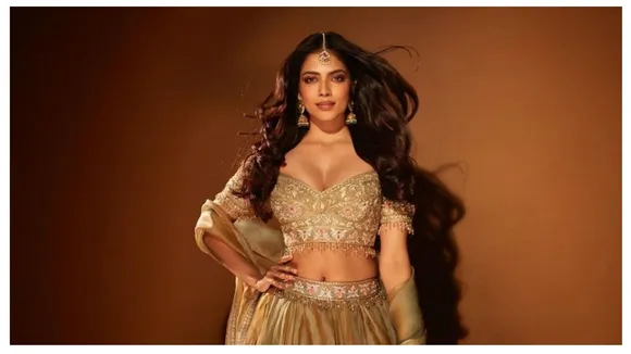 Malvika Mohanan| Malvika Mohanan Latest Photos| Malvika Mohanan Hot Pic| Malvika Mohanan Instagram