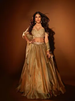 Malvika Mohanan| Malvika Mohanan Latest Photos| Malvika Mohanan Hot Pic| Malvika Mohanan Instagram