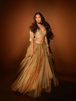 Malvika Mohanan| Malvika Mohanan Latest Photos| Malvika Mohanan Hot Pic| Malvika Mohanan Instagram