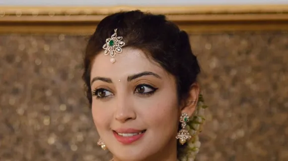 Pranitha Subhash | Pranitha Subhash Movies | Pranitha Subhash Instagram | Pranitha Subhash Photos | South Actress