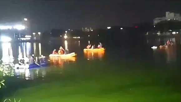 Vadodara tragedy news | vadodara Harni lake tragedy | vadodara Harni lake Boat tragedy | Boat Accident, Harani Lake | vadodara Harni motnath Lake tragedy | ndrf 

