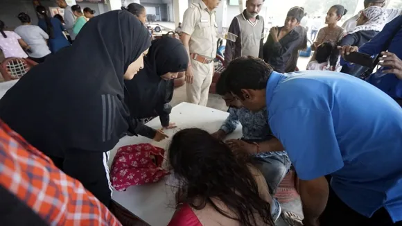 Vadodara tragedy news | vadodara Harni lake tragedy | vadodara Harni lake Boat tragedy | Boat Accident, Harani Lake | vadodara Harni motnath Lake tragedy | ndrf 
