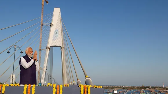 pm narendra modi | pm narendra modi dwarka | pm modi sudarshan setu dwarka | sudarshan setu dwarka | sudarshan setu | dwarka pm narendra modi visit dwarka | dwarkadhish temple | pm modi dwarkadhish temple | bet dwarka |  sudarshan setu bet dwarka | pm modi scuba diving | scuba diving
