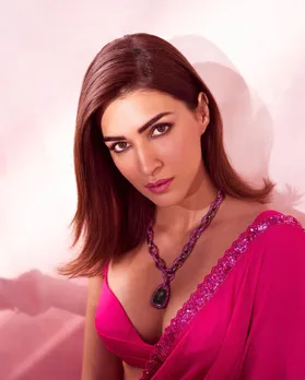 Kriti Sanon saree look Photos Teri Baaton Mein Aisa Uljha Jiya Movie fashion tips