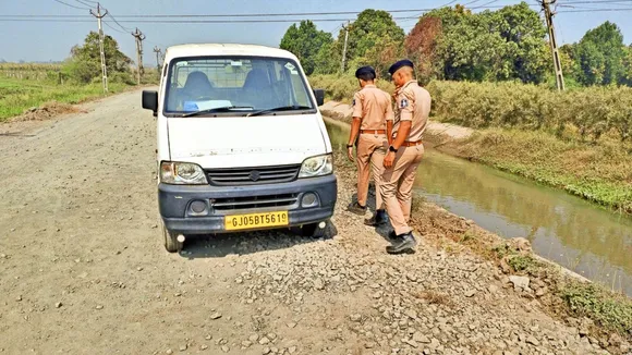 Surat one cr Robbery