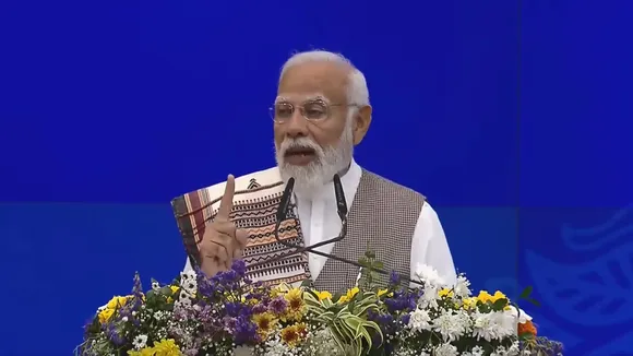 PM modi Ahmedabad visit, Prime Minister Modi flag off to 10 new Vande Bharat