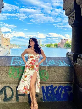 Summer Fashion Tips : સફેદ આઉટફિટમાં સારાના સાઈની સમર લુક