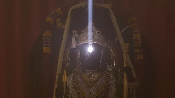 ram navami | ram navami in ayodhya photo | ayodhya ram temple surya tilak | surya tilak on ram lalla | ayodhya ram navami | ayodhya ram lalla darshan on ram navami |  ayodhya ram lalla photo | ayodhya  surya tilak | ayodhya ram mandir surya tilak photo 