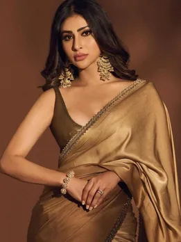 Mouni Roy | Mouni Roy Fitness Routine | Mouni Roy Beauty Secret | Yoga Benefits