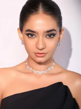 Anushka Sen | First Indian Actress To act in koran film name | Anushka Sen Photos | Anuska Sen Networth