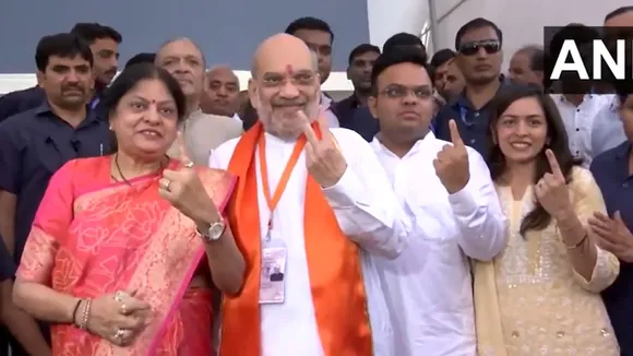 Gujarat Loksabha Election 2024 Leaders Voting