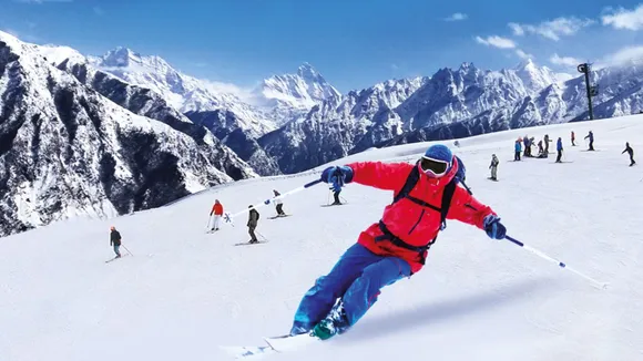 top 7 adventure tourist places in india | adventure tourist places in india | Bir Billing | Rishikesh | Ladakh | Manali | Gulmarg | Auli | Har Ki Doon Valley | famous tourist places in India