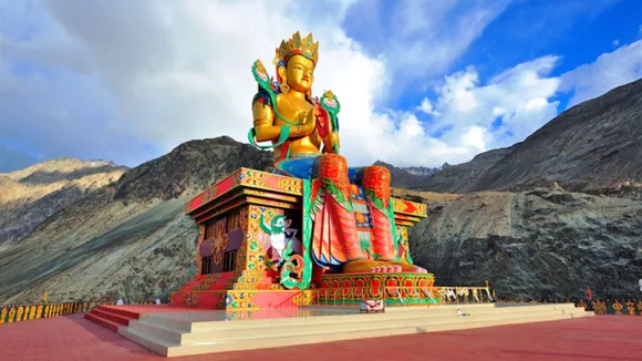 Lamayuru Monastery | Lamayuru Gompa | Lamayuru Monastery Buddhist stupas | Lamayuru village | Lamayuru toru visit | leh Ladakh tourist places | leh Ladakh  Lamayuru  tourist places | famous tourist places in leh Ladakh | famous tourist places in Lamayuru | famous tourist places in jammu kashmir