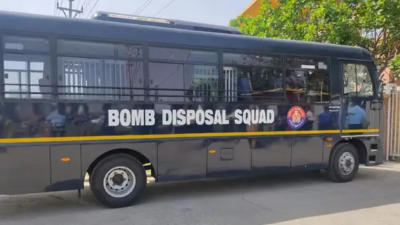 delhi bomb threats, delhi