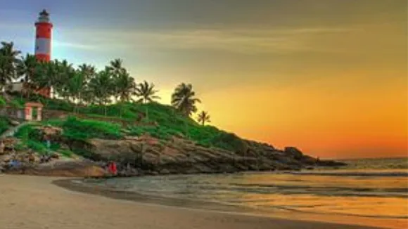 Summer Vacation Best Travel Places | Summer Vacation Best Places News Gujarati | Summer Vacation | Kovalam Beach | Ranikhet | Khurg | Sikkim