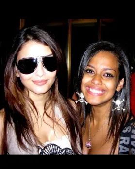 Aishwarya Rai with Fan from USA