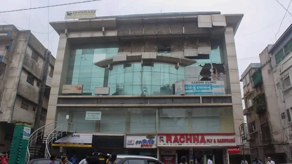 Vadodara AC Blast Fire Accident - 6