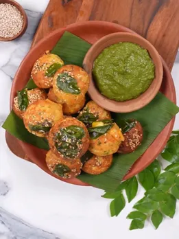 monsoon handvo bites recipe