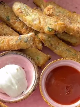 Crispy kela bhajiya Recipe photo