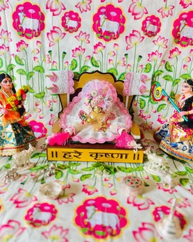 janmashtami 2024 date, જન્માષ્ટમી 2024 | Krishna Janmashtami | Krishna Janmashtami 2024 | janmashtami puja rules | janmashtami lord krishna puja rules | what do and donts on janmashtami lord krishna puja | Krishna Janmashtami shubh muhurat | janmashtami upay in gujarati | flute of lord krishna | laddu gopal puja | chandan wood | ganga jal bottle