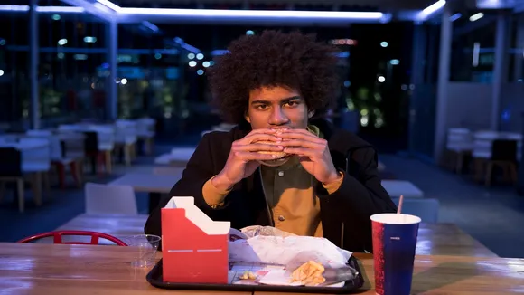 health tips | health tips in gujarati | best time for dinner | Right Time For Dinner at night | sadhguru eating tips | sadhguru health tips | sadhguru lifstyle tips | health tips for dinner