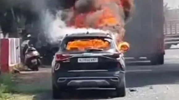 car fire, Morbi News, Morbi
