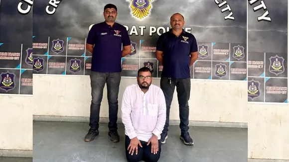 Fake IAS Officer, Fake IAS, Ahmedabad Crime Branch,