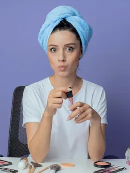 Beauty Tips | શિયાળાની ઋતુમાં મેકઅપ કરવાની કેટલીક ટિપ્સ અને ટ્રિક્સ