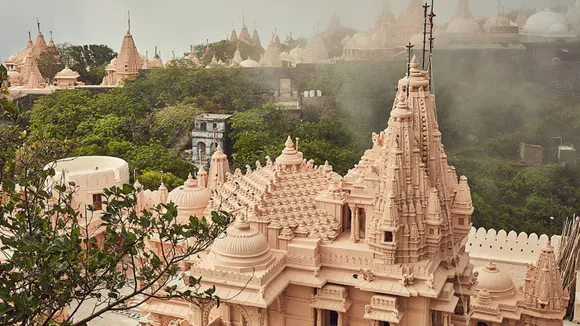 palitana | shatrunjaya hill | palitana shatrunjaya hill history | shatrunjaya hill height | palitana jain temple darshan | famous places visit in palitana | famous places visit in Bhavnagar | famous jain derasar in Gujarat