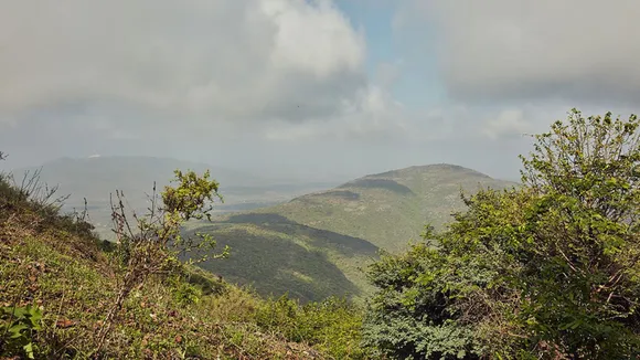palitana | shatrunjaya hill | palitana shatrunjaya hill history | shatrunjaya hill height | palitana jain temple darshan | famous places visit in palitana | famous places visit in Bhavnagar | famous jain derasar in Gujarat