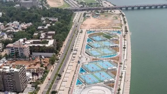 Hotel on Riverfront, Great Hotel on Riverfront, 17-storey hotel on Riverfront,