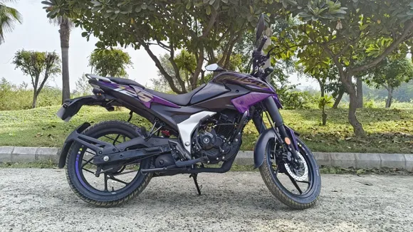Bajaj Pulsar N125 (1)