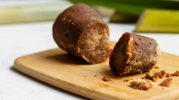 jaggery | jaggery benefits | winter health tips | Jaggery Combination in Winter | jaggery ghee benefits