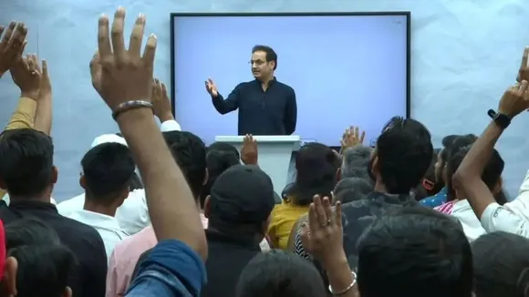 (Photo: Vikas Divyakirti/Insta)