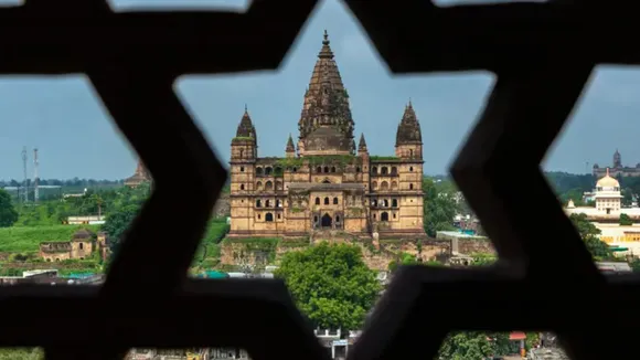 Orchha | orchha ram raja sarkar mandir | orchha ram raja temple history | famous places to visit in Orchha | Orchha history | Orchha fort | Orchha mandir | madhya pradesh tourism | Orchha Temple history | ઓરછા પ્રવાસ | ઓરછા રામ રાજા મંદિર ઇતિહાસ