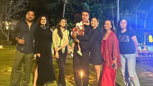_Alia Bhatt Ranbir Kapoor New Year Celebrations photos with family